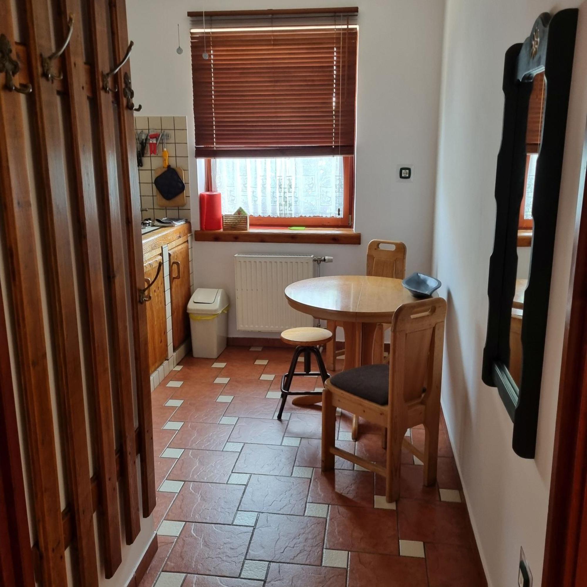 Kertvarosi Apartman Tiszaújváros Eksteriør billede